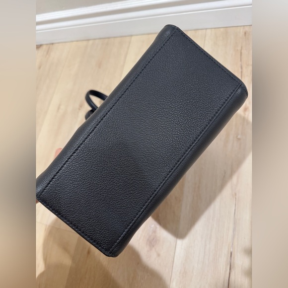 Fendi Black Leather Tote Bag - Picture 2 of 4